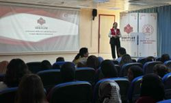 Antalya'da öğrencilere "Geçmişten Geleceğe Vakıf Bilinci" eğitimi verildi