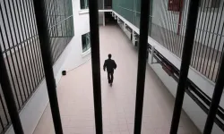 AYM’den Kalabalık Koğuşa Tazminat