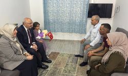 Görme engelli 4 çocuk babası vatandaşın evi Adana Valiliğince onarıldı