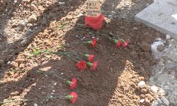 GÜNCELLEME - Gaziantep'te trafik kazasında ölen anne ve 2 çocuğu defnedildi