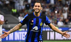 Hakan Çalhanoğlu Sahnede Yerini Aldı!