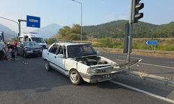 Adana'da otomobillerin çarpışması sonucu 1 kişi yaralandı