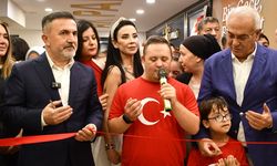 Adana'da özel gereksinimli çocukların yaptığı resimler sergilendi