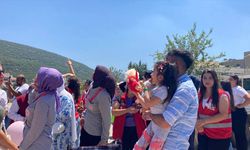Burdur'da 5 yaşındaki yağmur için gökyüzüne balonlar bırakıldı
