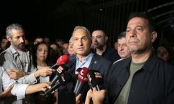 CHP'li Başarır ve Özçağdaş'tan tutuklanan Antalya Büyükşehir Belediye Başkanı Böcek'e destek