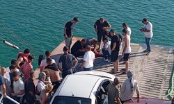 Feribotta Panik! Yolcu Göle Atladı