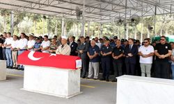 Mersin'de evinde rahatsızlanan polis memuru hayatını kaybetti