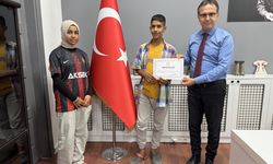 Akseki'de çevre için seferber olan Şevki öğretmen ile öğrencisine teşekkür belgesi