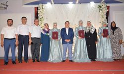 Anamur'da eğitimini tamamlayan öğrencilere hafızlık belgeleri verildi