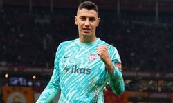 Milli Kaleci Fransa Yolcusu Berke Özer