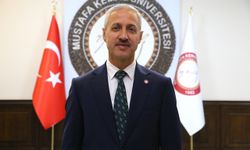 Depremden etkilenen Hatay Mustafa Kemal Üniversitesi yüz yüze eğitime hazırlanıyor
