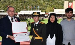 Ömer Halisdemir’in Kızı Elif Nur Teğmen Oldu
