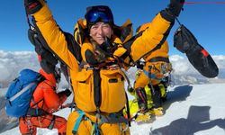 K2 Zirvesinde İlk Türk Kadını Gulnur Tumbat!