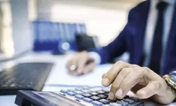 Bütçe Krizi Büyüyor: Kamu Çalışanları İçin Ücretsiz İzin Senaryosu