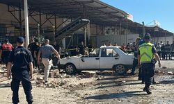 GÜNCELLEME 2 - Antalya'da toptancı halindeki patlamada 1 kişi öldü, 3 kişi yaralandı