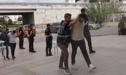 GÜNCELLEME - Antalya'da 2 kişinin öldüğü silahlı kavgaya karışan 6 şüpheli tutuklandı
