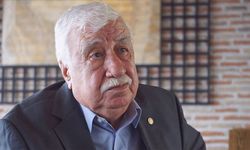 Tiyatronun Duayeni Ahmet Gülhan Hayatını Kaybetti