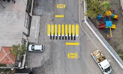 Dörtyol ilçesinde okul önündeki yaya geçidine 3 boyutlu görünüm kazandırıldı