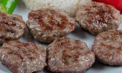 Osmaniye Usulü Puf Puf Kabaran Köfte Tarifi Ev Lezzeti