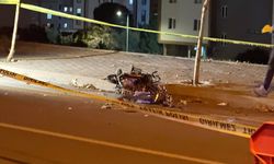 Kahramanmaraş'ta kamyonete çarpan motosikletteki 2 kişi öldü