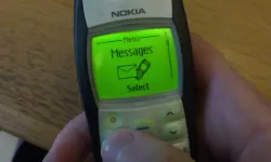 Efsane Geri Dönüyor Nokia 1100’un Rekoru Hâlâ Kırılamadı!