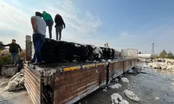 Diyarbakır’da pamuk yüklü tır yandı