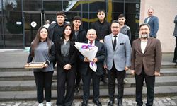 Başkan Büyükkılıç Gençlerle Buluştu