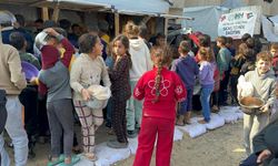 İHH Antalya ekibi Gazze'de sıcak yemek dağıttı