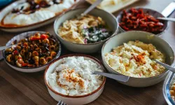 İstanbul’da Yılbaşı Sofraları İçin Pratik ve Hafif Mezeler