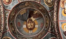 Karanlık Kilise’nin Bin Yıllık Freskleri Büyülüyor