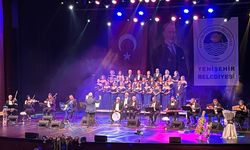 Mersin'de Türk sanat müziği konseri verildi