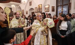 Mersin'deki Rum Ortodoks Kilisesi'nde Noel ayini yapıldı