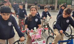 Miniklerden Değerler Turu Bisikletle Mesaj Verdiler