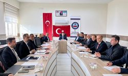 Toprakkale’de İlçe İdare Şube Başkanları Toplantısı Yapıldı