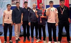 Yolbulan-Baştuğ MTAL Bilek Güreşinde Osmaniye Şampiyonu Oldu