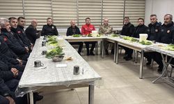 Gaziantep ve çevre illerin valileri yılbaşı gecesi görev yapan personeli ziyaret etti