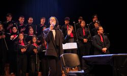 Isparta'da 'Kim var?' adlı sanat oratoryosu sahnelendi