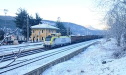 Kar Yağışı Bahçe İstasyonu’nu Kapladı