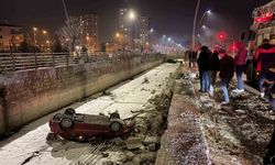 Kayseri’de Korkutan Kaza Araç 5 Metrelik Kanala Düştü