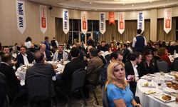 Adana'da koruyucu aileler ve evlatları iftar programında buluştu