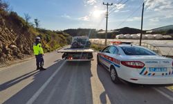 Alanya'da trafik güvenliğini tehlikeye atan motosiklet sürücülerine ceza
