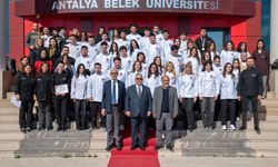 Antalya Belek Üniversitesi'nde ceket giyme töreni düzenledi