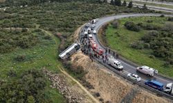 Antalya’da Peş Peşe Trafik Felaketi 14 Ölü 32 Yaralı
