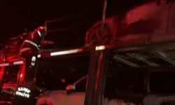 Bahçe Gişeleri’nde Geceyi Aydınlatan Tır Yangını