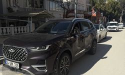 Burdur'da otomobille çarpışan motosikletteki 2 kişi yaralandı
