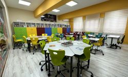 Hatay'da depremde hasar gören okul kütüphanesi yeniden hizmete açıldı