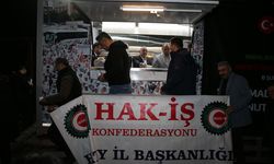 Hatay'da depremlerde yaşamını yitirenler 'sessiz yürüyüş'le anıldı