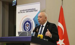 Kahramanmaraş'ta 'Asrın Felaketinde Gazetecilik Paneli' düzenlendi