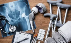 Kalça Protezi Ameliyatı ve Sonrası İyileşme Süreci