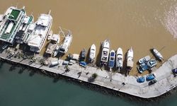 Muğla'da Gökova Körfezi'nin rengi değişti